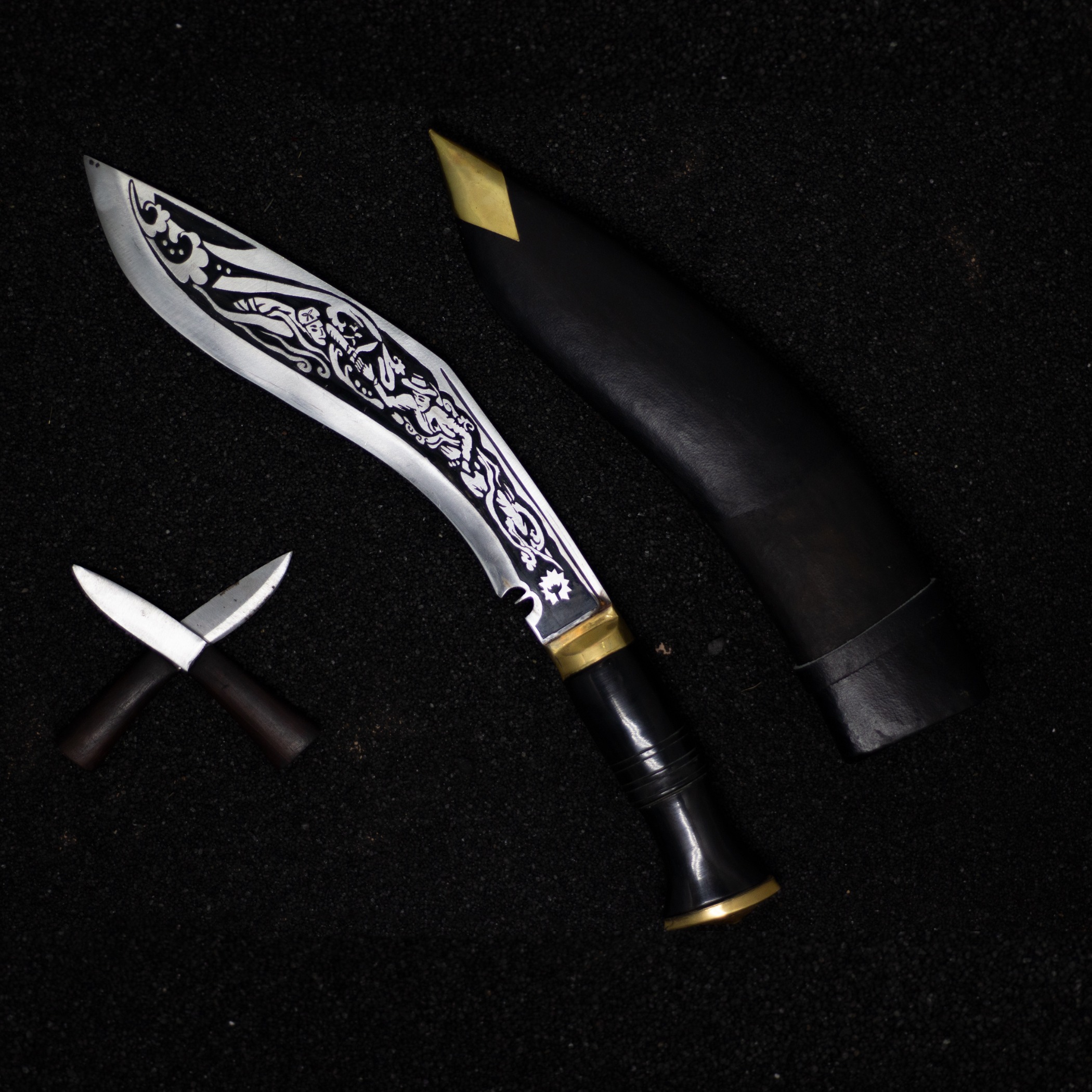 666f8b63aa288b5d4ab76ef7aabe608 G2G Assault khukuri - Image 2